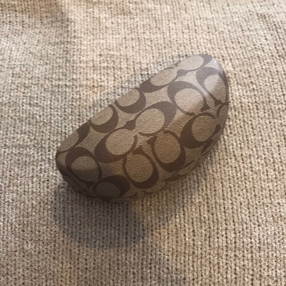 Coach EyeGlasses Holder - Picture 1 of 3